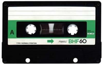 Fitas cassete usadas para gravar supostas vozes de extraterrestres