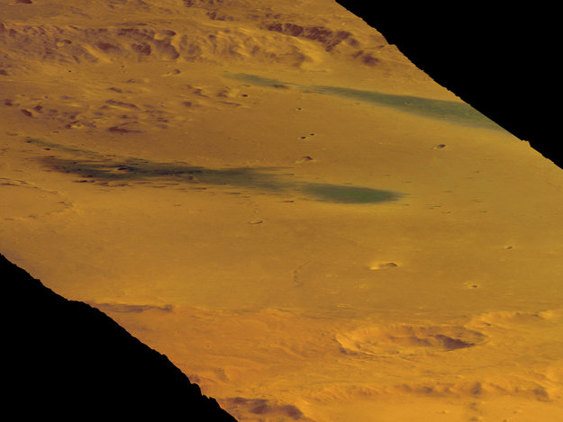 Crater-Gusev_-_HRSC_image_16_January_2004