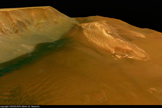 juventae-chasma-green-mars